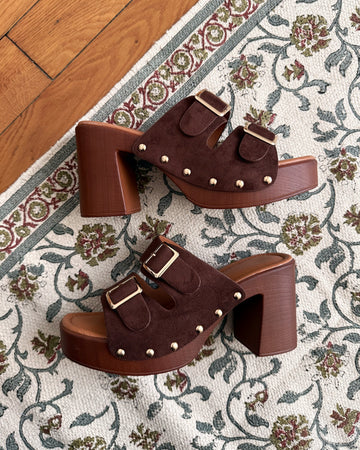 Sabot à talon et boucles EVANS