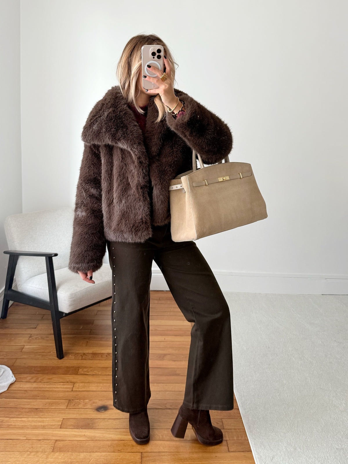 Jean taille haute à clous décoratifs RIGEL