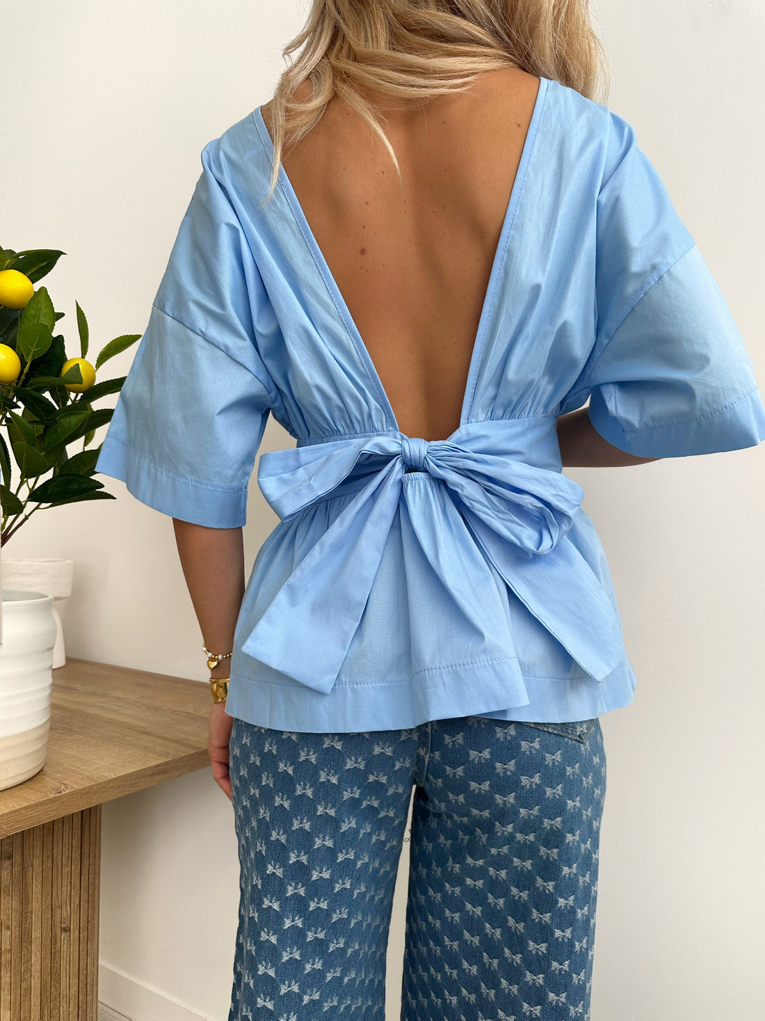 Blouse encolure en V au dos VENDETTI - bleu